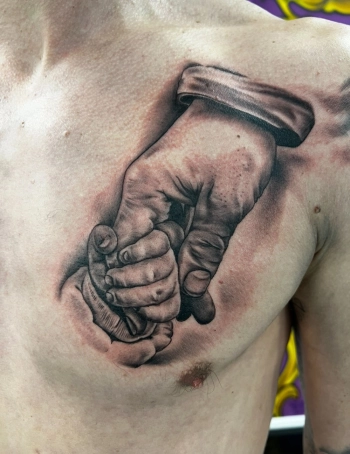 Tattoo handen vader e zoon